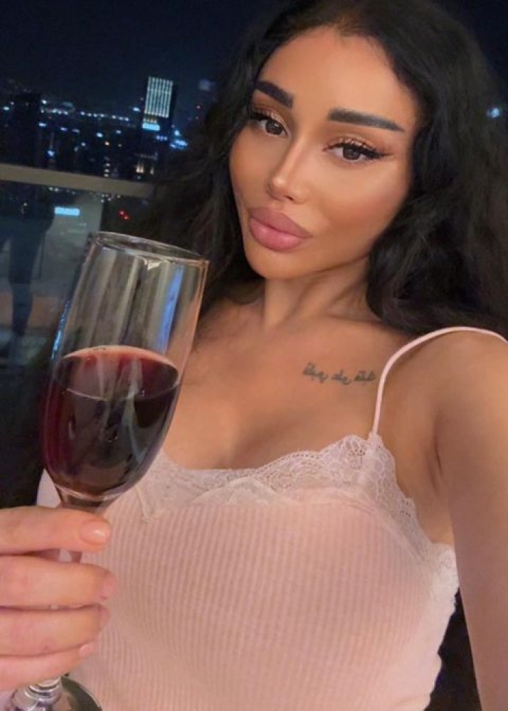 Индивидуалка Алина фото № 2 в городе Новотитаровская