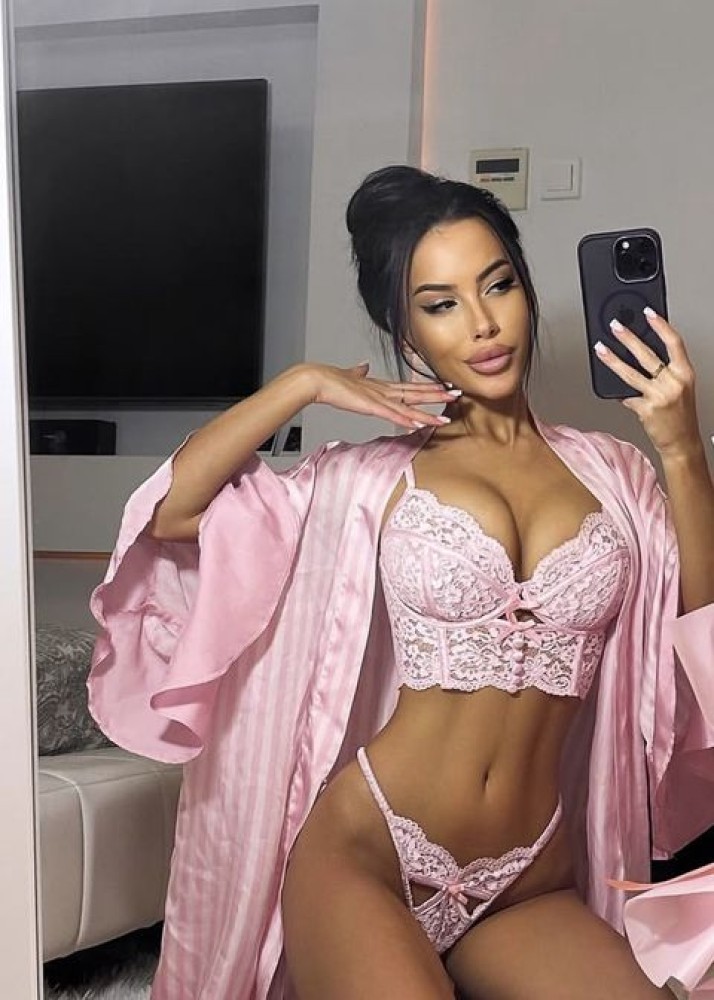 Индивидуалка Кристина фото № 2 в городе Новотитаровская