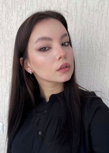 Лина, Г. Новотитаровская